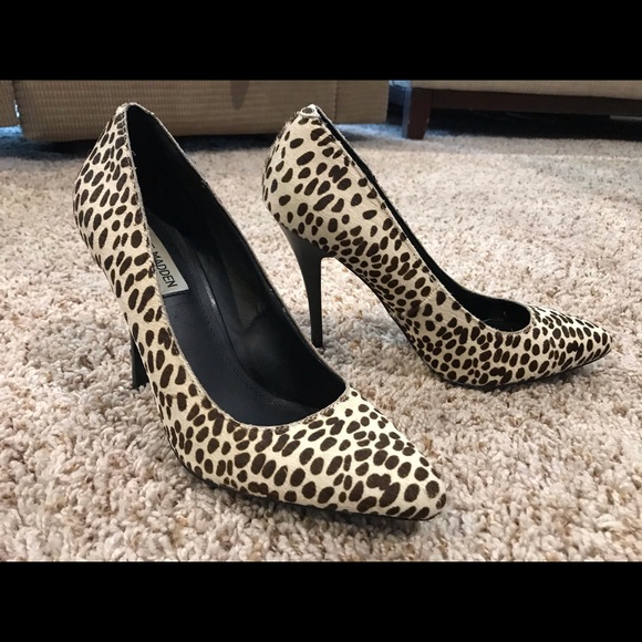 Steve Madden Shoes - Steve Madden Leopard Pumps